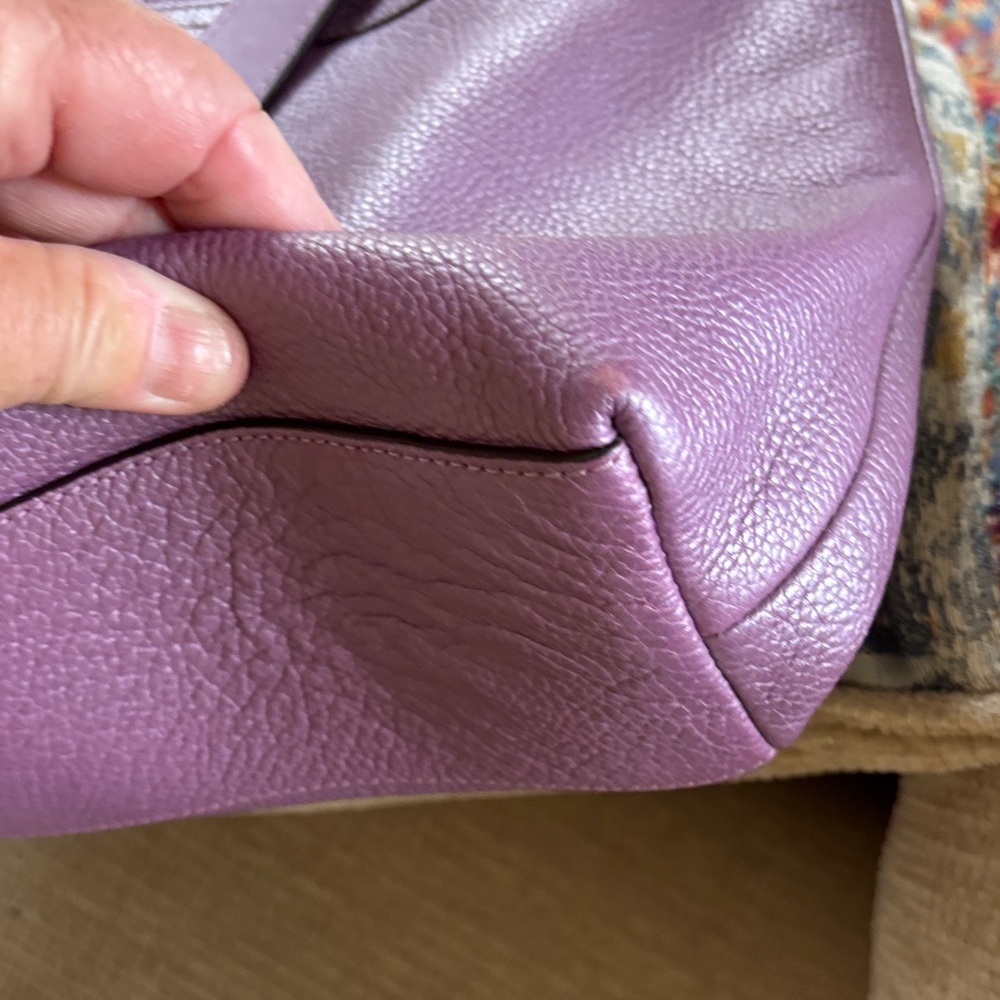 COACH Penelope Lavender Leather Tote Handbag. - Picture 11 of 12